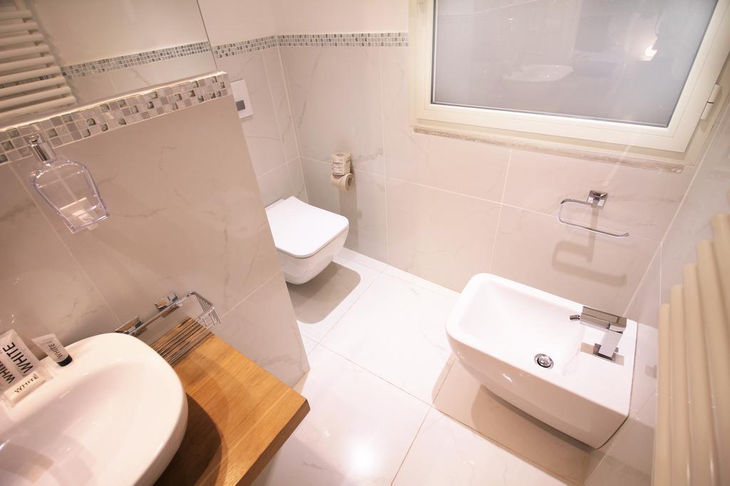 Spanish Steps Art Apartment Roma Ngoại thất bức ảnh