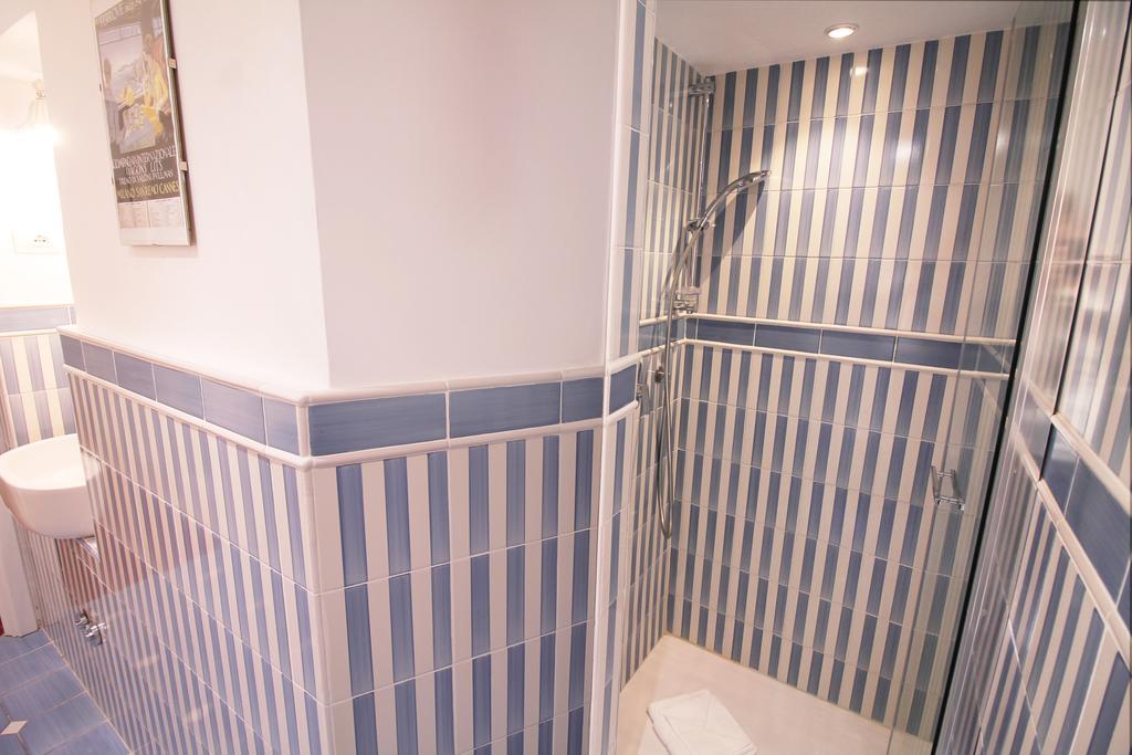 Spanish Steps Art Apartment Roma Ngoại thất bức ảnh