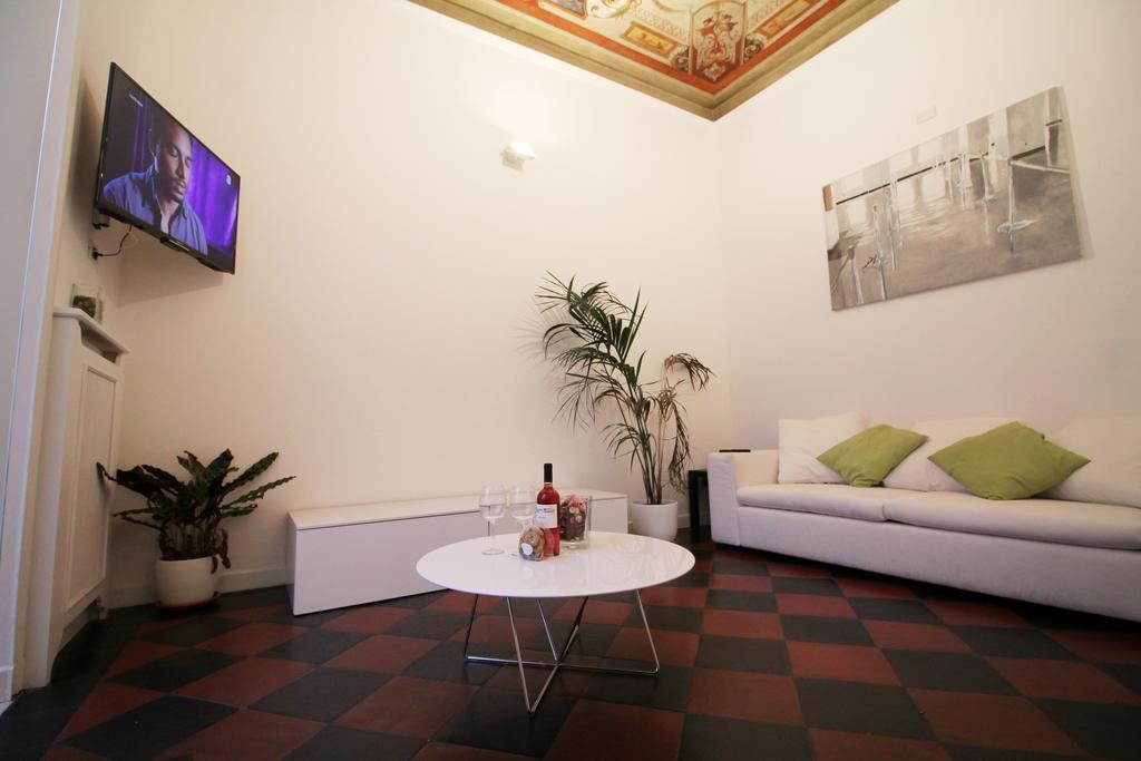Spanish Steps Art Apartment Roma Ngoại thất bức ảnh